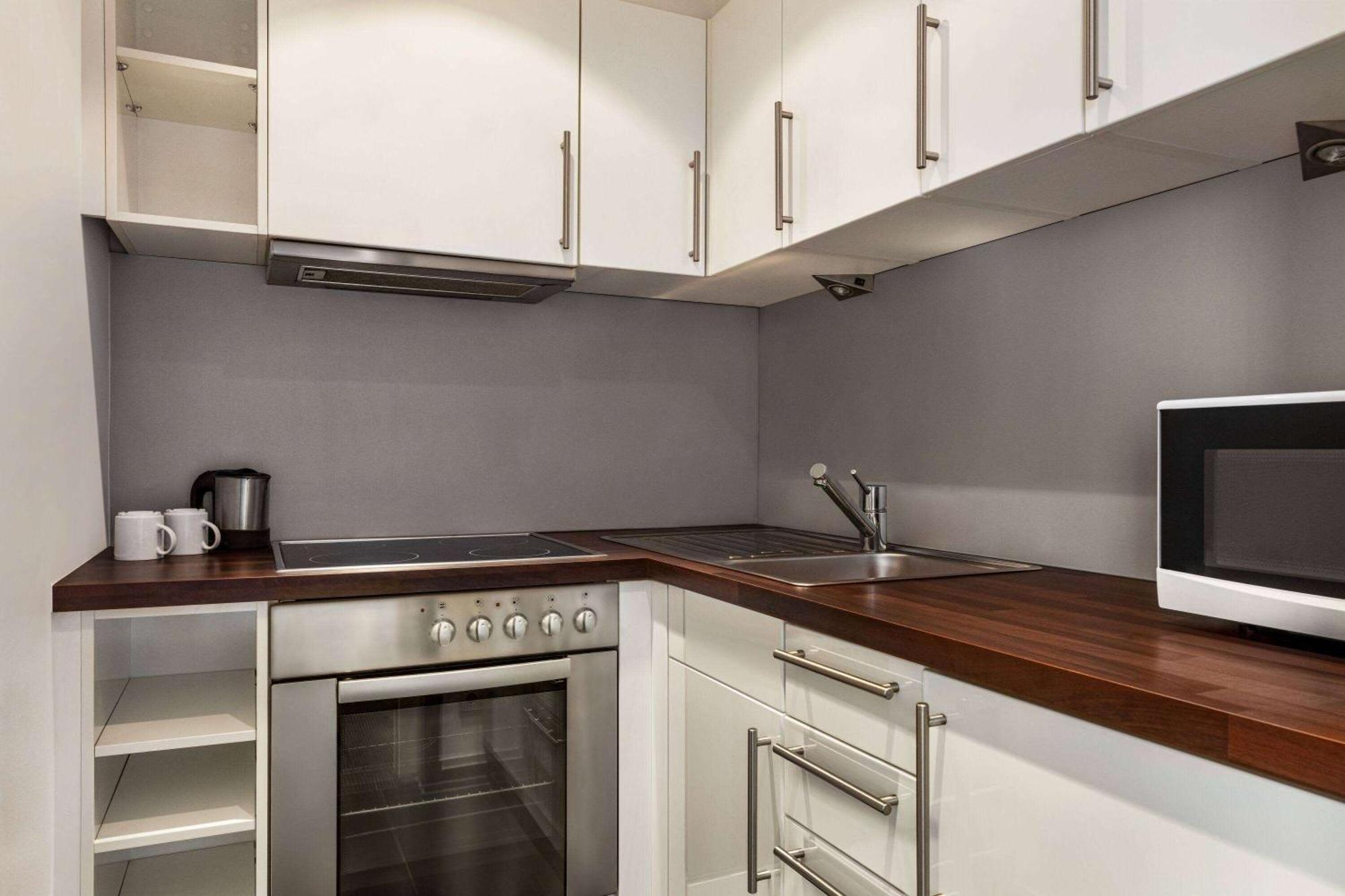 Vienna House Easy By Wyndham 4* Stuttgart